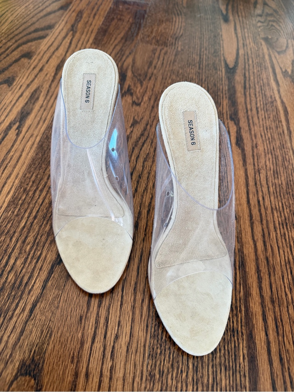 Yeezy Heel - Picture 2 of 4